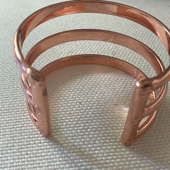 Bangle - Picture 2 of 3